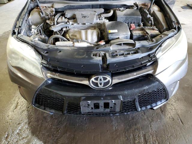 4T1BF1FK4GU546241 - 2016 TOYOTA CAMRY LE GRAY photo 11