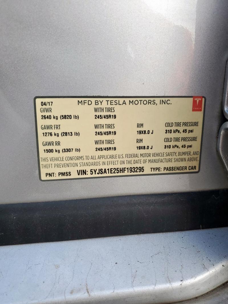 5YJSA1E25HF193295 - 2017 TESLA MODEL S SILVER photo 13