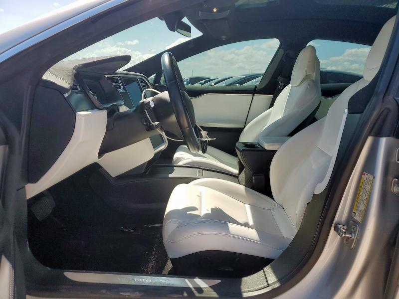 5YJSA1E25HF193295 - 2017 TESLA MODEL S SILVER photo 7