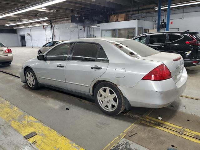 1HGCM56187A195091 - 2007 HONDA ACCORD VALUE SILVER photo 2