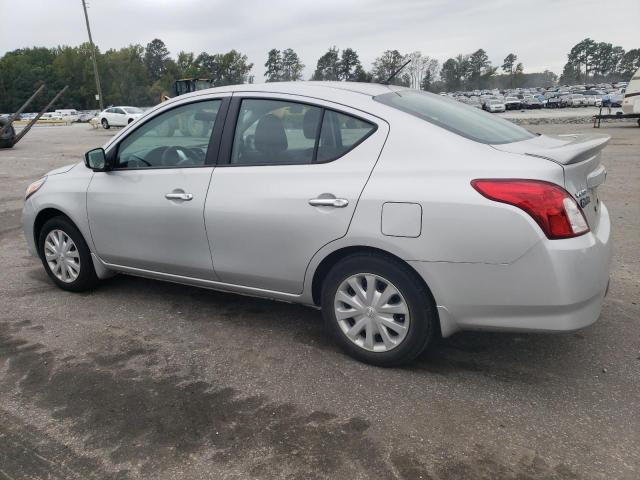 3N1CN7AP1KL838095 - 2019 NISSAN VERSA S SILVER photo 2