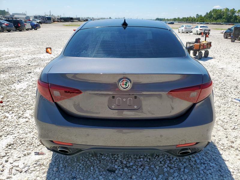 ZARFAEDNXH7551152 - 2017 ALFA ROMEO GIULIA Q4 Grau Foto 6