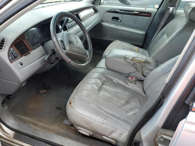 1LNFM81W4WY703347 - 1998 LINCOLN TOWN CAR EXECUTIVE SILVER photo 7