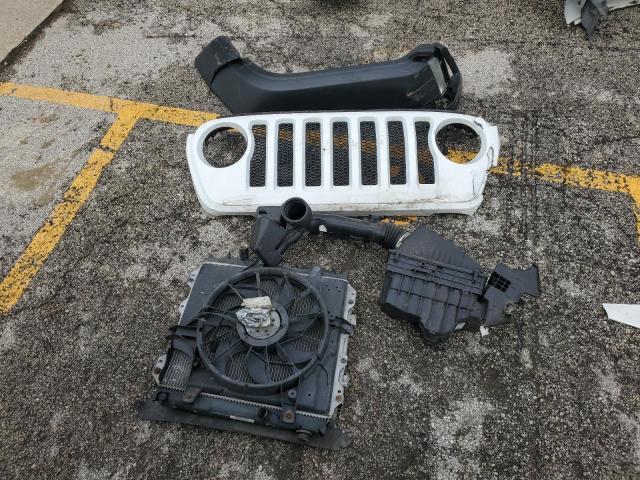 1C4HJXDGXLW298106 - 2020 JEEP WRANGLER U SPORT თეთრი ფოტო 12