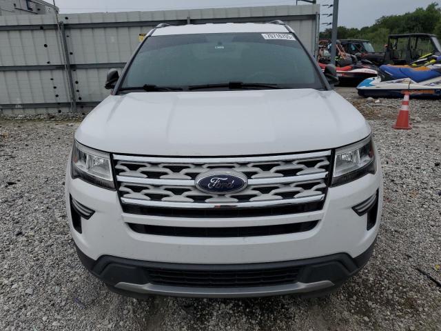 1FM5K7D8XJGC22798 - 2018 FORD EXPLORER XLT 白色 照片 5