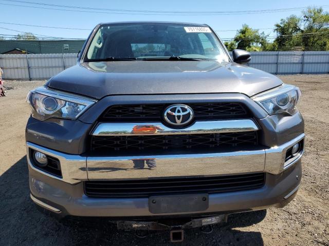 JTEBU5JR6J5502101 - 2018 TOYOTA 4RUNNER SR5/SR5 PREMIUM GRAY photo 5