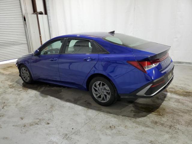 KMHLM4DG4RU664643 - 2024 HYUNDAI ELANTRA SEL BLUE photo 2