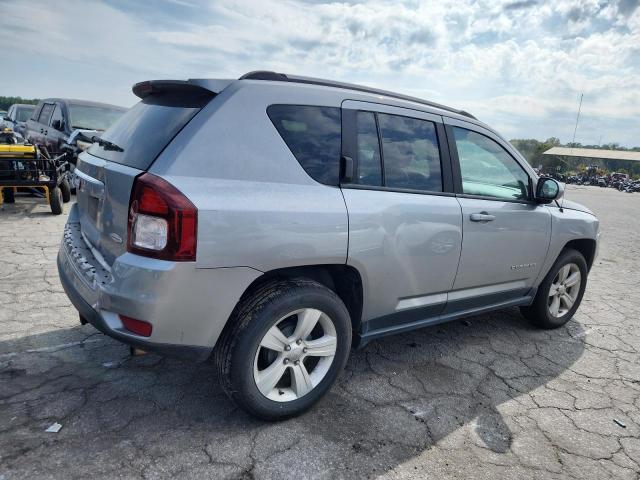 1C4NJCEA0GD614975 - 2016 JEEP COMPASS LATITUDE Gümüş foto 3