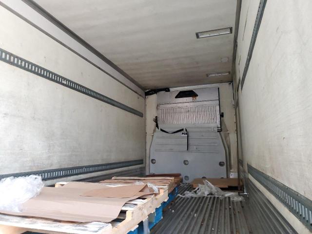 1UYVS2488J2249519 - 2018 UTILITY VS2RA 白色 照片 5