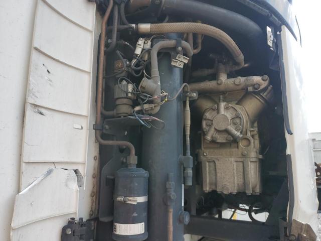 1UYVS2488J2249519 - 2018 UTILITY VS2RA 白色 照片 7