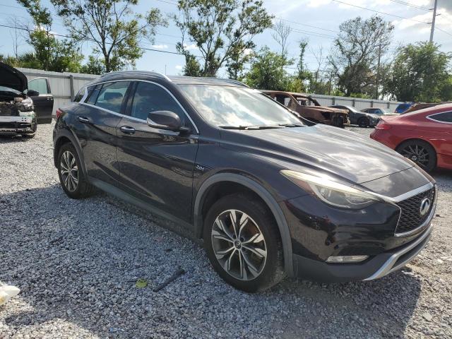 SJKCH5CR4JA056013 - 2018 INFINITI QX30 BASE Czarny zdjęcie 4