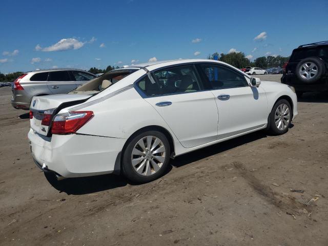 1HGCR3F93DA000621 - 2013 HONDA ACCORD TOURING WHITE photo 3