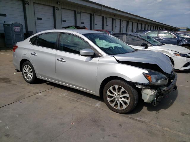 3N1AB7AP8JY242743 - 2018 NISSAN SENTRA S 银色 照片 4