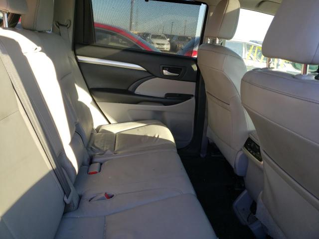 5TDKKRFH6GS133339 - 2016 TOYOTA HIGHLANDER XLE GRAY photo 11