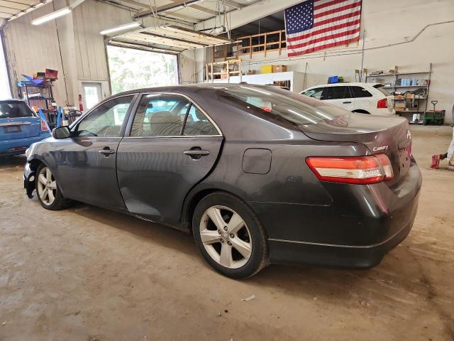4T1BF3EK9AU039212 - 2010 TOYOTA CAMRY BASE GRAY photo 2