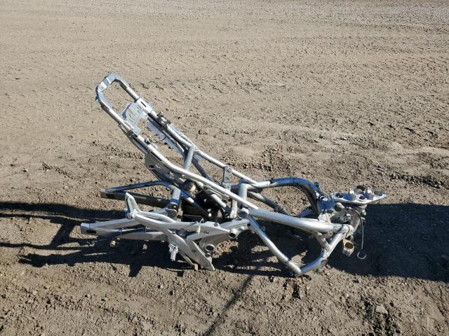 JKAEXEA107A028448 - 2007 KAWASAKI EX650 A Gümüş foto 1