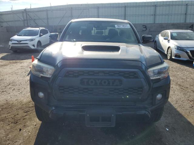 5TFCZ5ANXJX131391 - 2018 TOYOTA TACOMA DOUBLE CAB შავი ფოტო 10