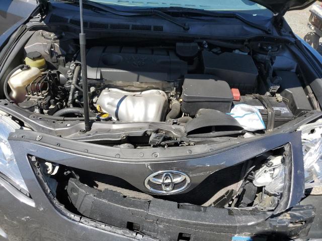 4T4BF3EK4BR115460 - 2011 TOYOTA CAMRY BASE 灰色 照片 11