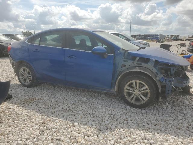 1G1BE5SMXJ7147676 - 2018 CHEVROLET CRUZE LT BLUE photo 4