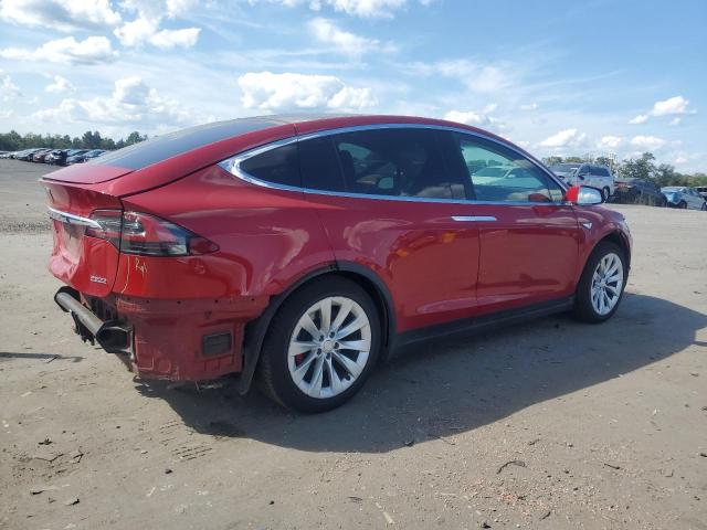 5YJXCAE43GF000531 - 2016 TESLA MODEL X RED photo 3