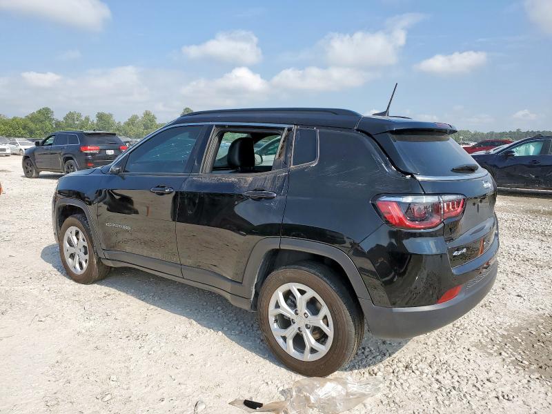 3C4NJDBN7RT127556 - 2024 JEEP COMPASS LATITUDE Schwarz Foto 2