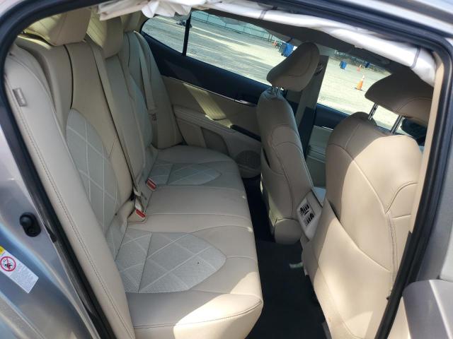 4T1B11HK4KU749716 - 2019 TOYOTA CAMRY L SILVER photo 10