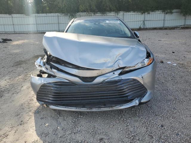 4T1B11HK4KU749716 - 2019 TOYOTA CAMRY L SILVER photo 5