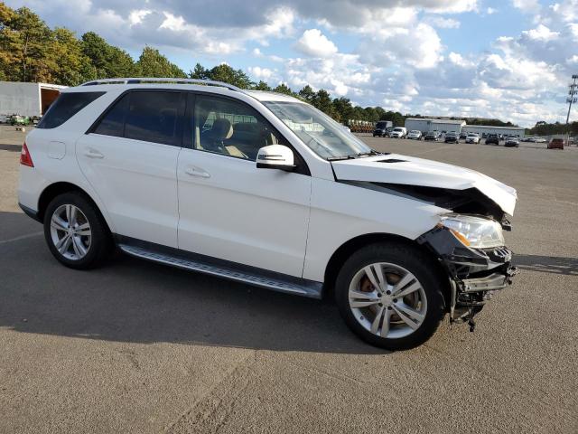 4JGDA5HBXEA373142 - 2014 MERCEDES-BENZ ML 350 4MATIC WHITE photo 4