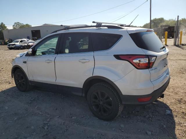 1FMCU9GD6JUA15204 - 2018 FORD ESCAPE SE Ақ фото 2