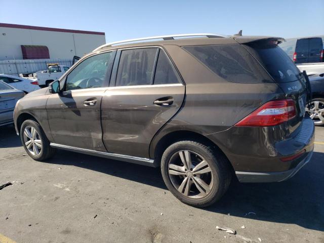 4JGDA5HB2DA194897 - 2013 MERCEDES-BENZ ML 350 4MATIC BROWN photo 2