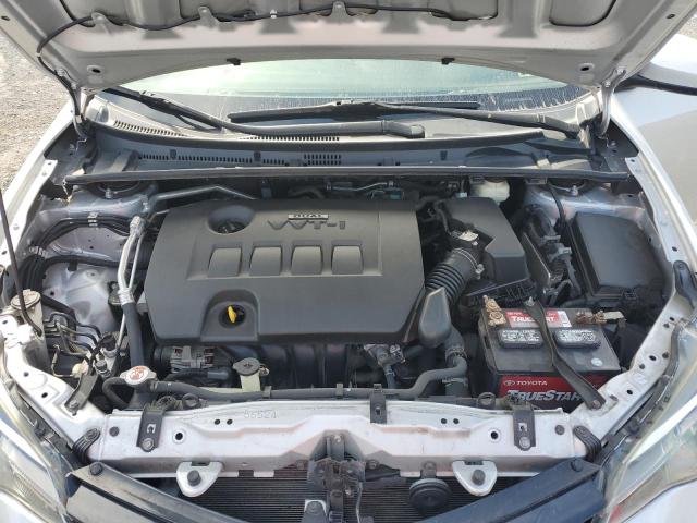 2T1BURHE6JC078341 - 2018 TOYOTA COROLLA L SILVER photo 11