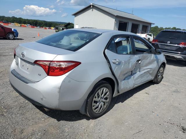 2T1BURHE6JC078341 - 2018 TOYOTA COROLLA L SILVER photo 3
