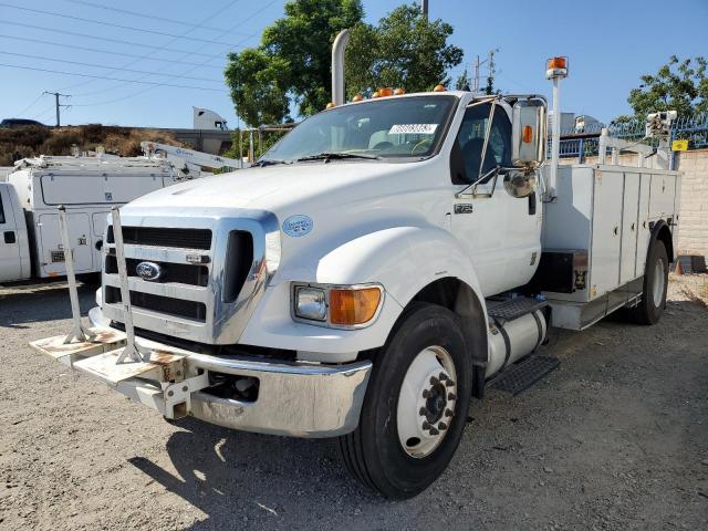 3FRXF7FJ6DV016855 - 2013 FORD F750 SUPER DUTY WHITE photo 1