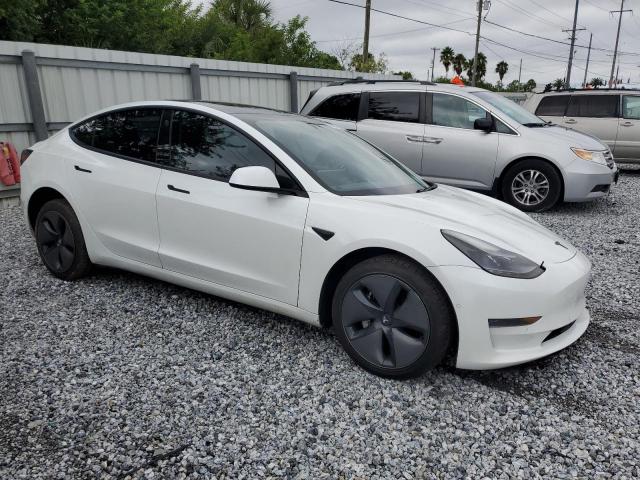 5YJ3E1EA6MF867318 - 2021 TESLA MODEL 3 白色 照片 4