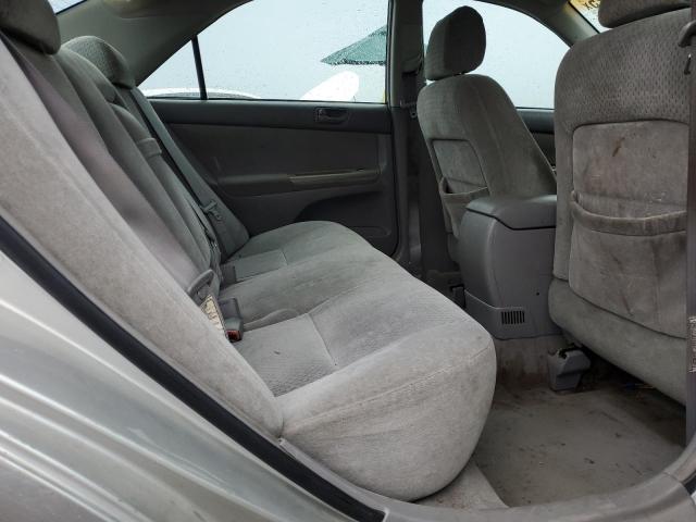 4T1BE32K34U897867 - 2004 TOYT CAMRY LE SILVER photo 10