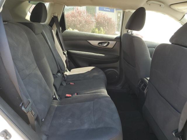 KNMAT2MV0GP650123 - 2016 NISSAN ROGUE S 银色 照片 11