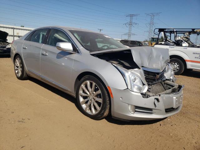 2G61M5S35H9156715 - 2017 CADILLAC XTS LUXURY SILVER photo 4