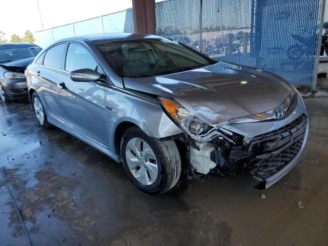 KMHEC4A49FA137913 - 2015 HYUNDAI SONATA HYBRID SILVER photo 4