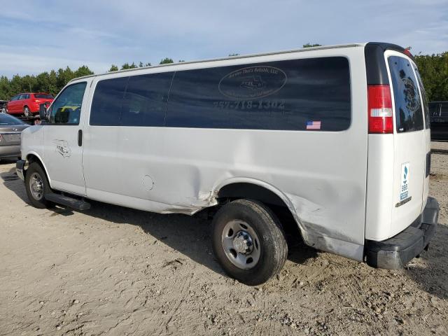 1GAZGPFG7H1200596 - 2017 CHEVROLET EXPRESS G3 LT WHITE photo 2