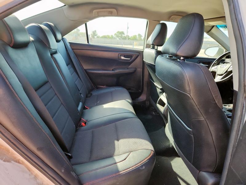 4T1BF1FK1GU184224 - 2016 TOYOTA CAMRY LE WHITE photo 10