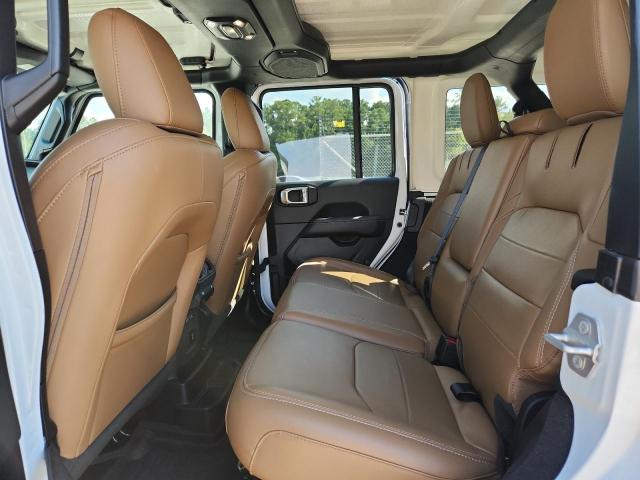 1C4JJXP65NW276425 - 2022 JEEP WRANGLER U SAHARA 4XE WHITE photo 10