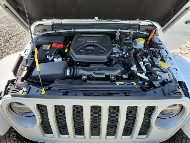 1C4JJXP65NW276425 - 2022 JEEP WRANGLER U SAHARA 4XE WHITE photo 11