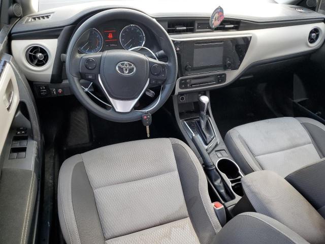 5YFBURHE0KP880837 - 2019 TOYOTA COROLLA L SILVER photo 8