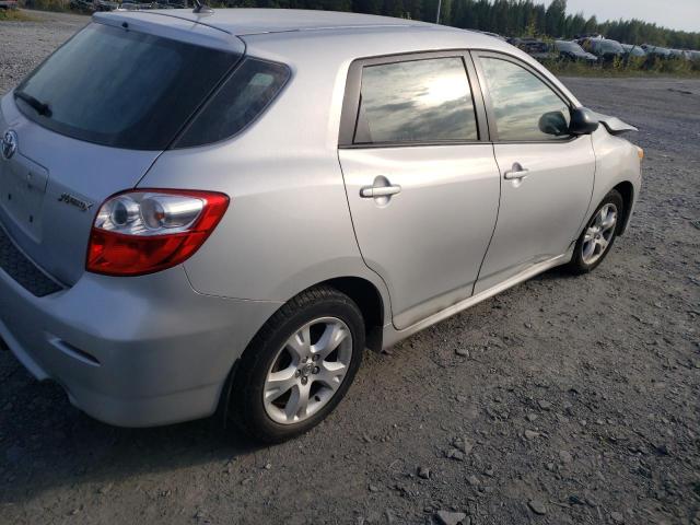 2T1KU4EE6DC014229 - 2013 TOYOTA MATRIX فضي صورة 3