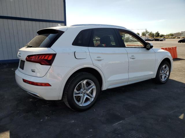 WA1ANAFY1J2232258 - 2018 AUDI Q5 PREMIUM 白色 照片 3