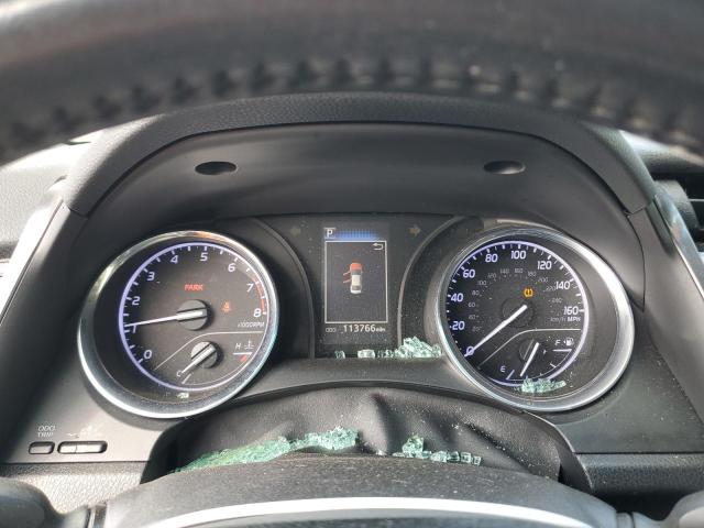 4T1B11HK0JU134918 - 2018 TOYOTA CAMRY L GRAY photo 9