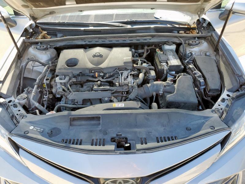 4T1F11AK9LU391560 - 2020 TOYOTA CAMRY XLE SILVER photo 11