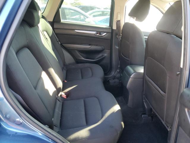 JM3KFBBM7J0388081 - 2018 MAZDA CX-5 SPORT Blau Foto 11