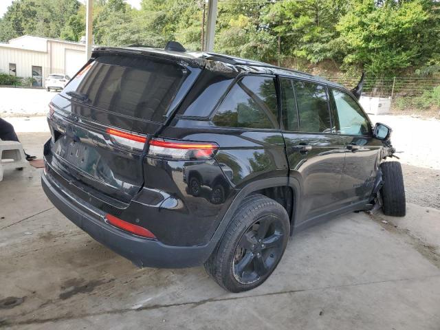 1C4RJHAG8PC513505 - 2023 JEEP GRAND CHEROKEE LAREDO BLACK photo 3