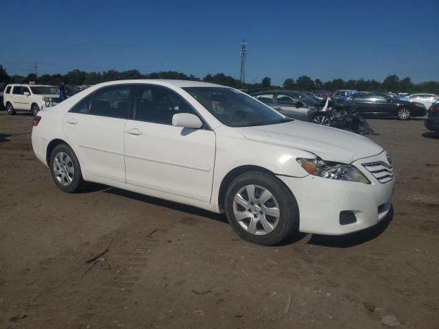 4T1BF3EK4BU761348 - 2011 TOYOTA CAMRY BASE Белый фото 4